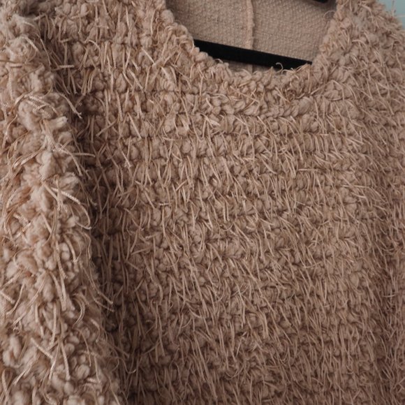 Zara Sweater - Picture 2 of 3